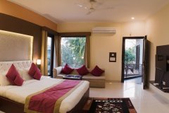 Clarissa Resorts