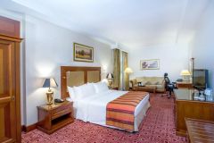 Holiday-Inn-Dubai-Downtown-Dubai-2