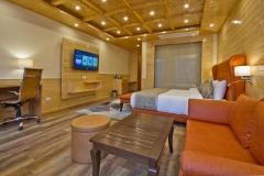 Holiday-Villa-Spa-Resort-Manali-4