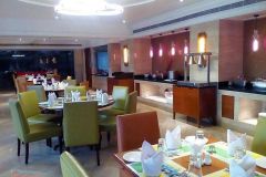 Lemon-Tree-Hotel-Ahmedabad-6