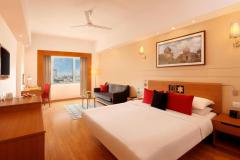 Lemon-Tree-Hotel-Hyderabad-11