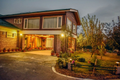 The-Orchard-Retreat-Spa-Srinagar-2